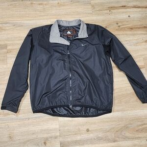 Nike Men's Black and Gray Windbreaker